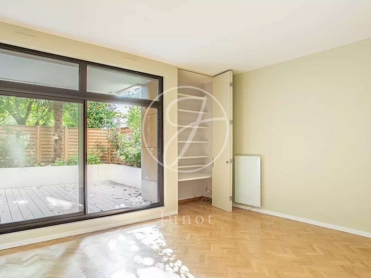 Apartment Levallois-Perret