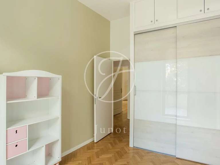 Apartment Levallois-Perret - 3 bedrooms - 90m²