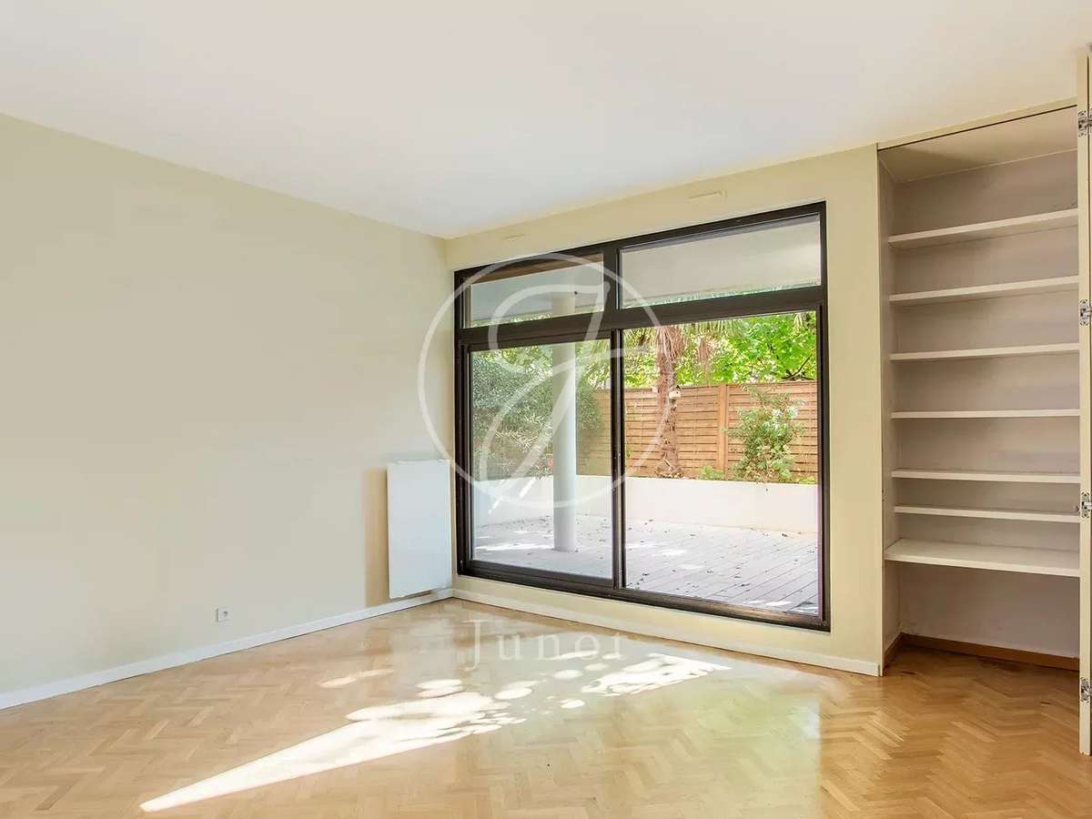 Apartment Levallois-Perret