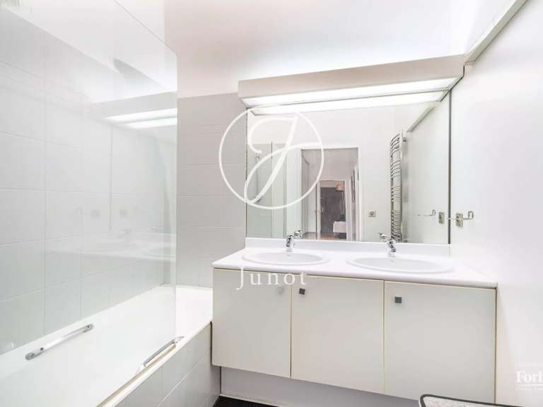 Appartement Levallois-Perret - 3 chambres - 119m²