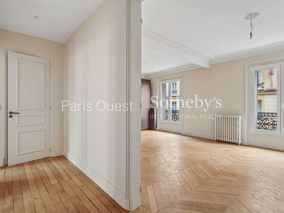 Apartment Levallois-Perret