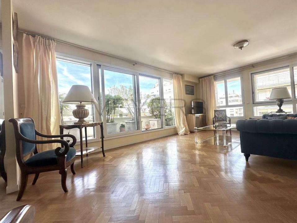 Apartment Levallois-Perret