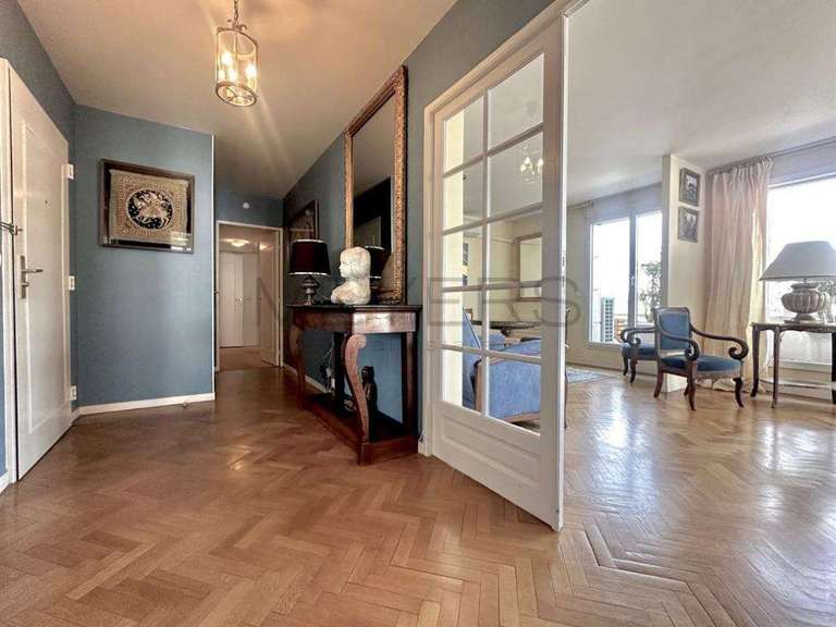 Apartment Levallois-Perret - 3 bedrooms