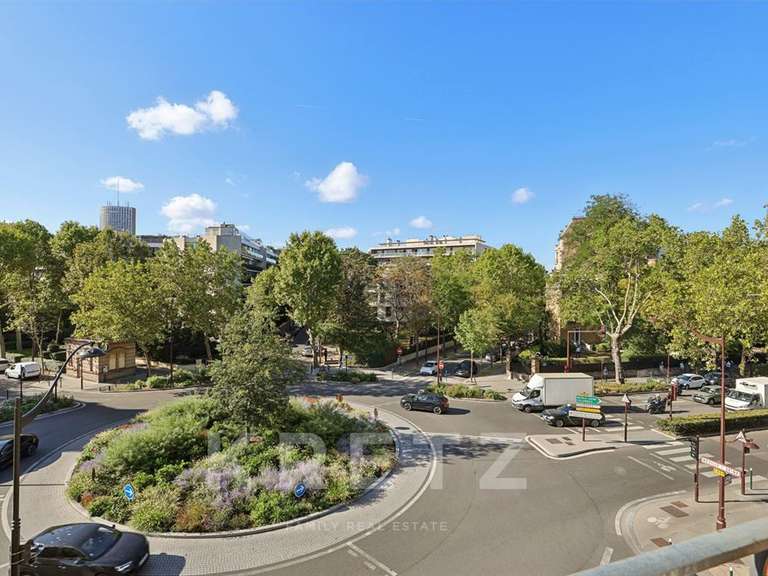 Apartment Levallois-Perret - 109m²