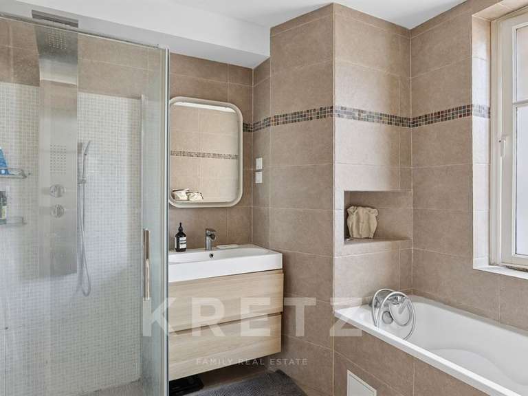 Apartment Levallois-Perret - 109m²