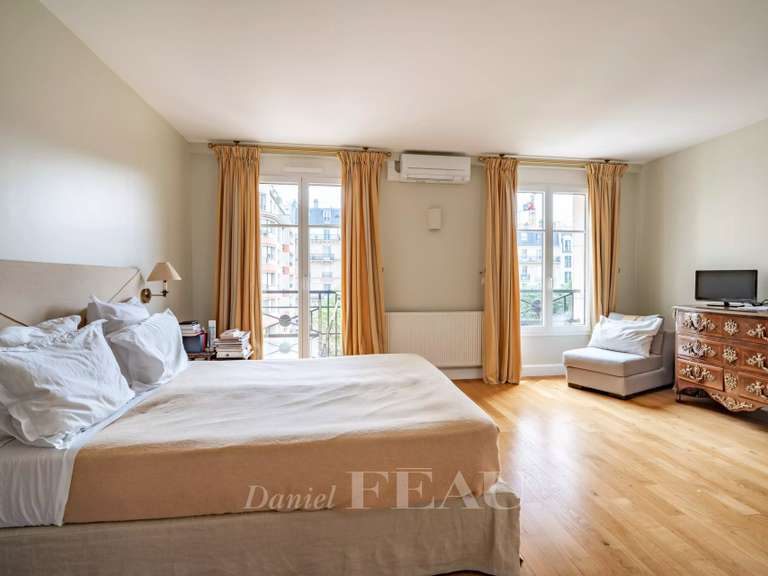 Appartement Levallois-Perret - 6 chambres - 183m²