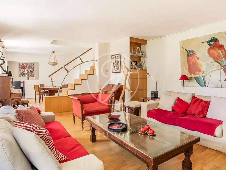 Maison Levallois-Perret - 4 chambres - 248m²