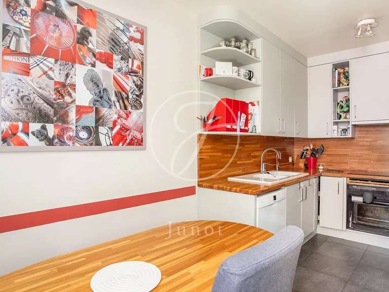 Maison Levallois-Perret - 4 chambres - 248m²