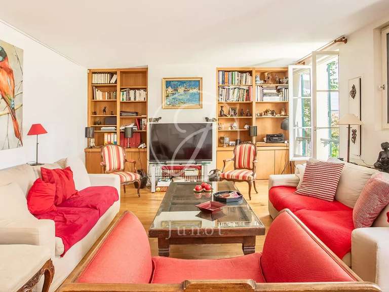 Maison Levallois-Perret - 4 chambres - 248m²