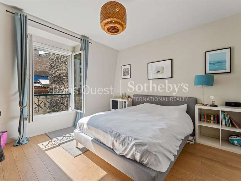 Maison Levallois-Perret - 6 chambres - 324m²