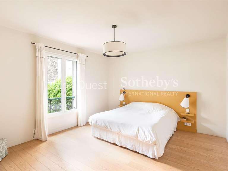 Maison Levallois-Perret - 6 chambres - 324m²