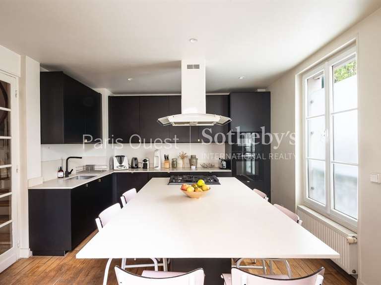 Maison Levallois-Perret - 6 chambres - 324m²