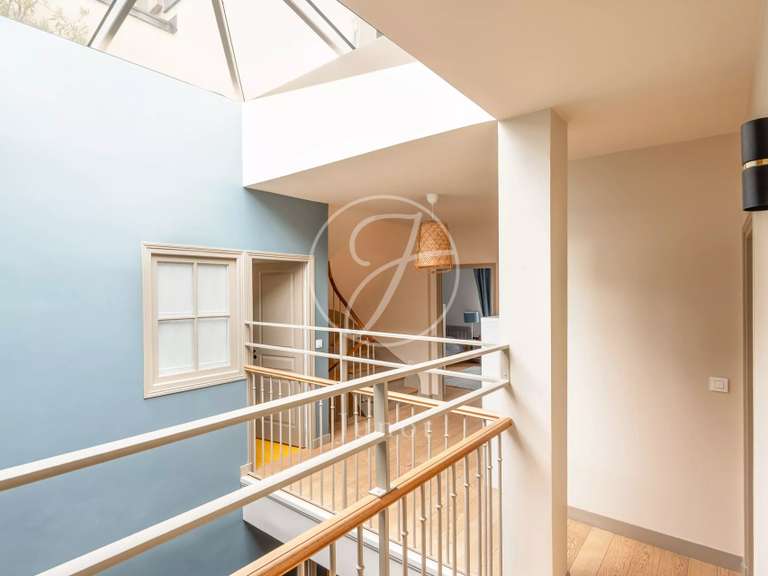 Maison Levallois-Perret - 6 chambres - 324m²