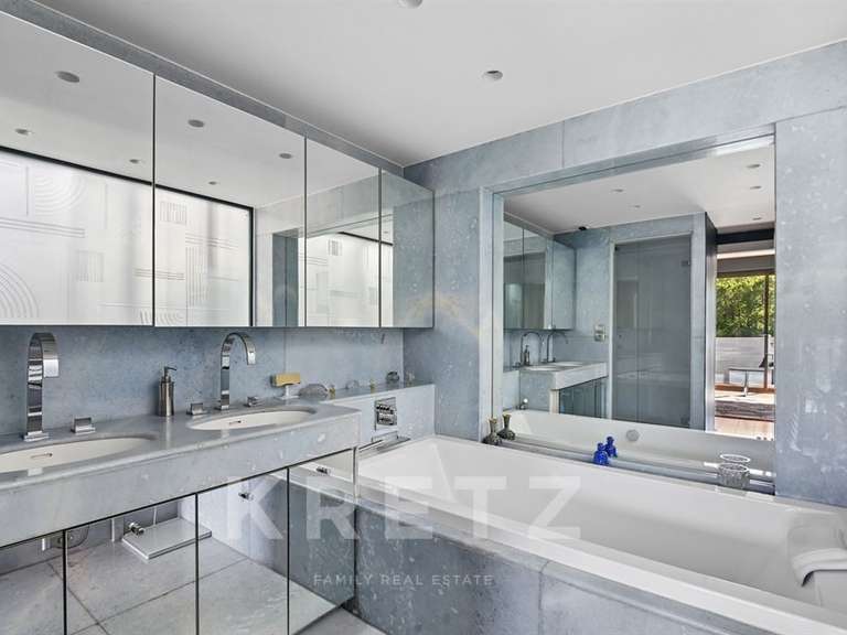 Maison Levallois-Perret - 6 chambres - 400m²