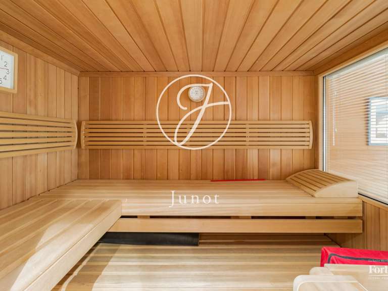 Maison Levallois-Perret - 3 chambres - 665m²