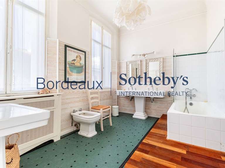 House Libourne - 6 bedrooms - 376m²