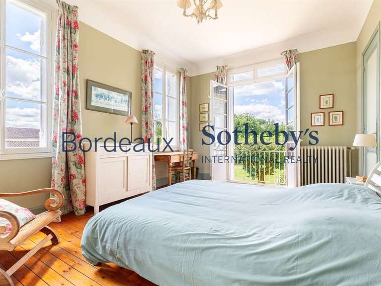 House Libourne - 6 bedrooms - 376m²
