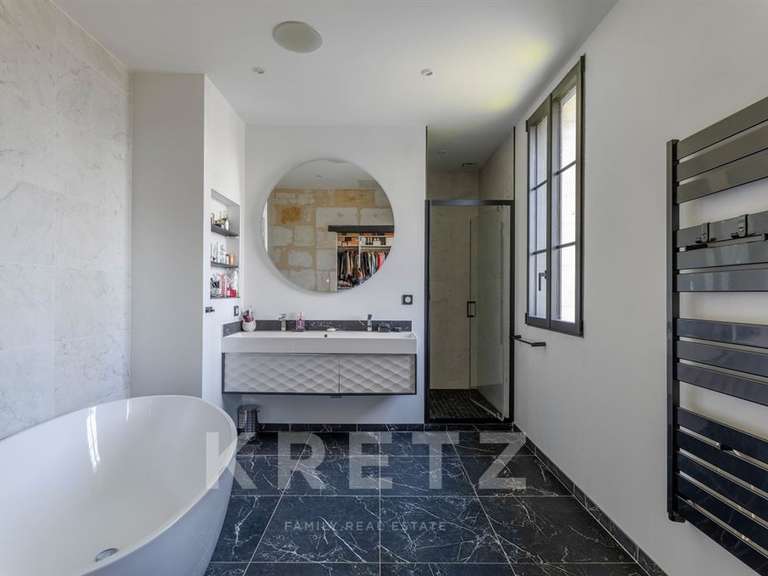 Maison Libourne - 7 chambres - 605m²