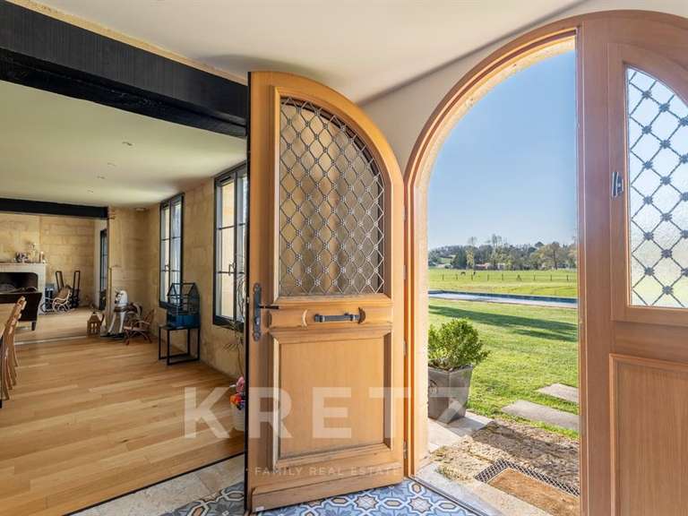 Maison Libourne - 7 chambres - 605m²