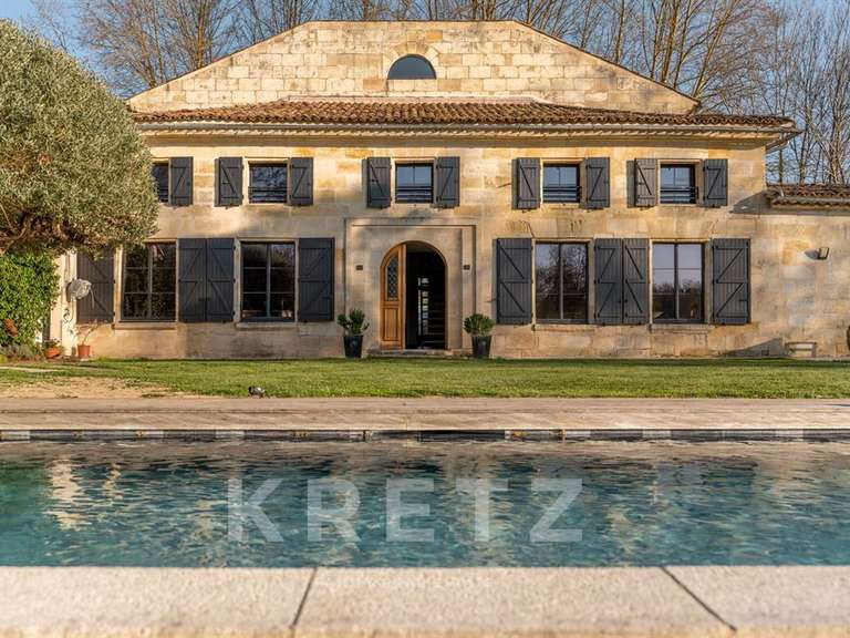 Maison Libourne - 7 chambres - 605m²