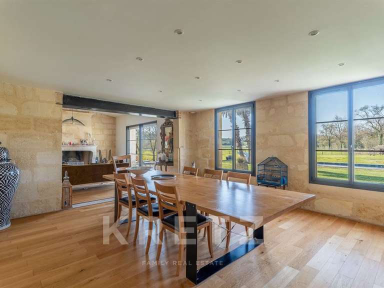 Maison Libourne - 7 chambres - 605m²