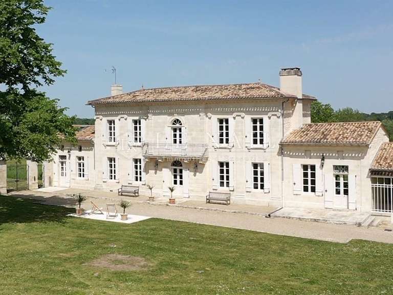 Maison Libourne - 9 chambres - 371m²