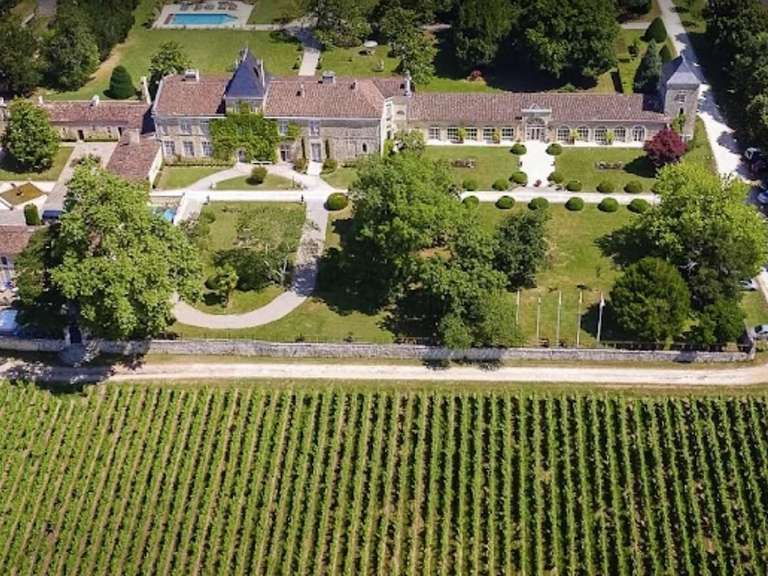 House Lignan-de-Bordeaux - 25 bedrooms