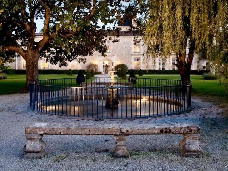 Maison Lignan-de-Bordeaux - 25 chambres