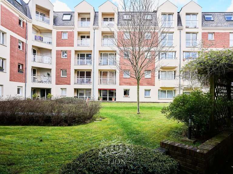 Apartment Lille - 3 bedrooms - 126m²