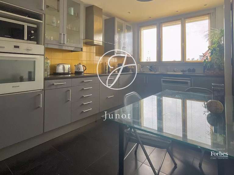 Appartement Lille - 4 chambres - 135m²