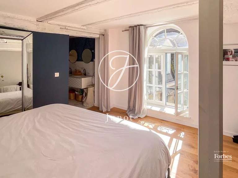 Apartment Lille - 3 bedrooms - 231m²