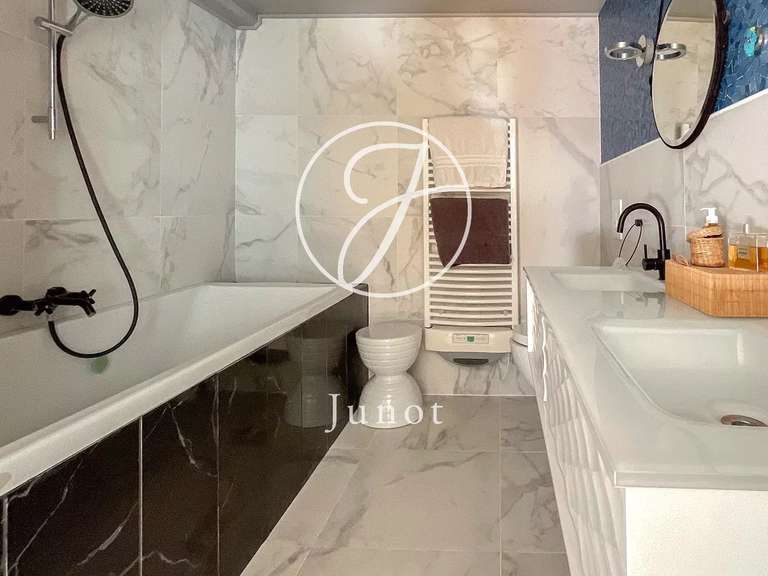 Apartment Lille - 3 bedrooms - 231m²