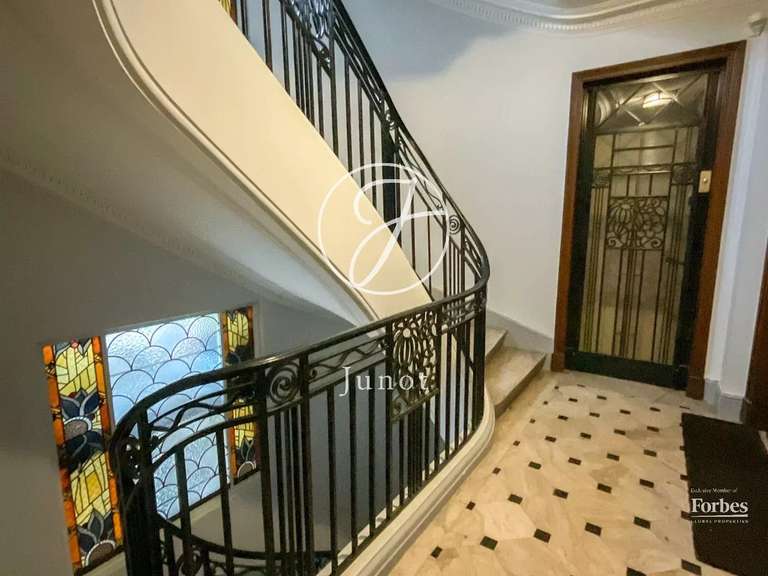 Apartment Lille - 6 bedrooms - 196m²