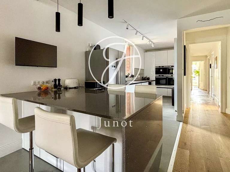 Appartement Lille - 4 chambres - 186m²
