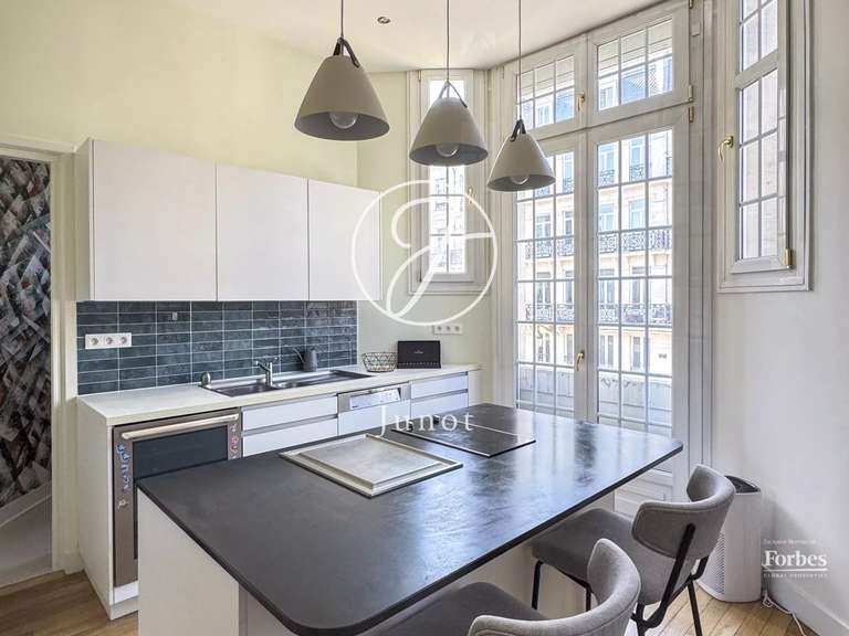 Appartement Lille - 1 chambre - 87m²