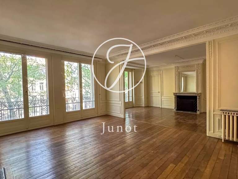 Appartement Lille - 3 chambres - 208m²