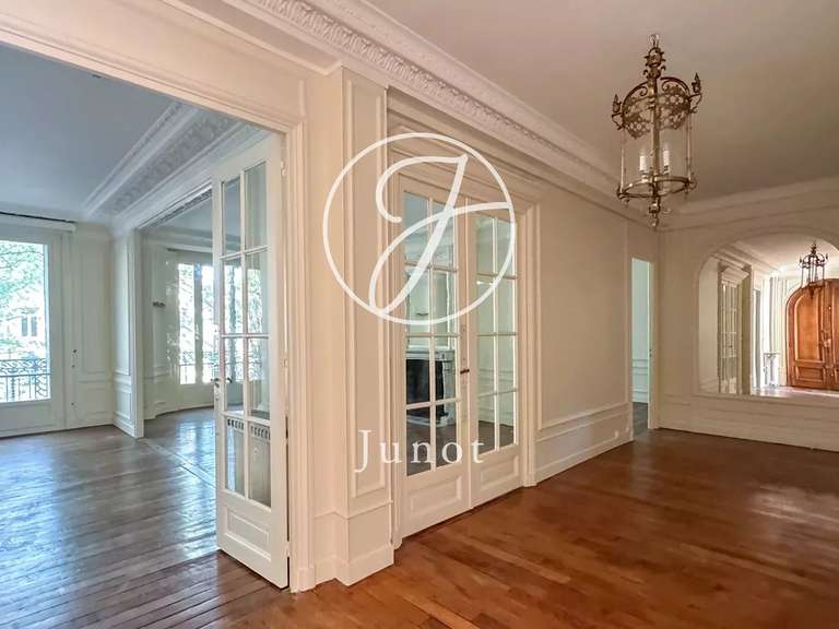 Appartement Lille - 3 chambres - 208m²