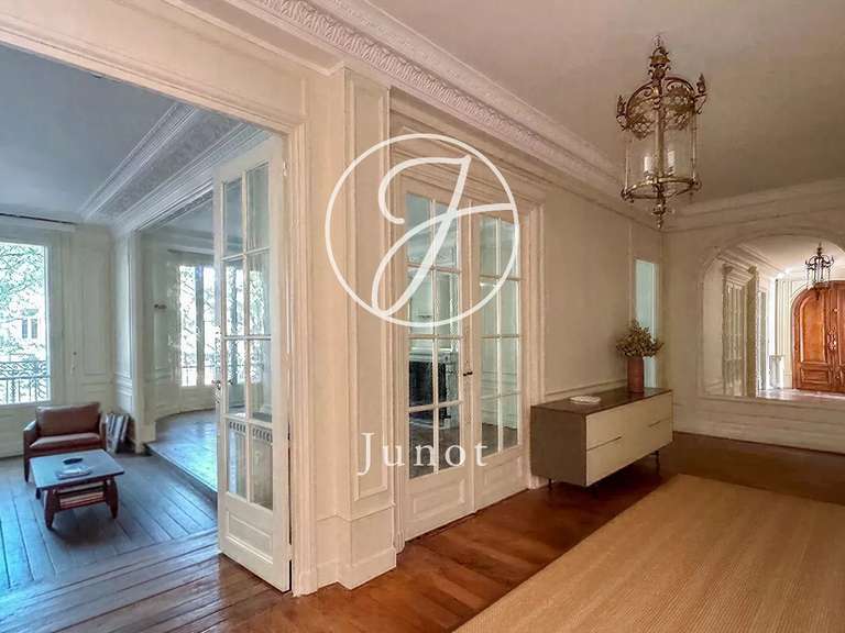 Appartement Lille - 3 chambres - 208m²