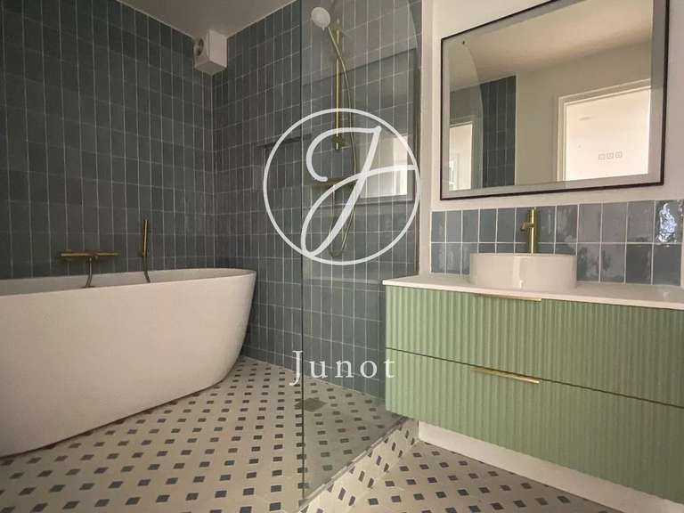 Appartement Lille - 2 chambres - 103m²