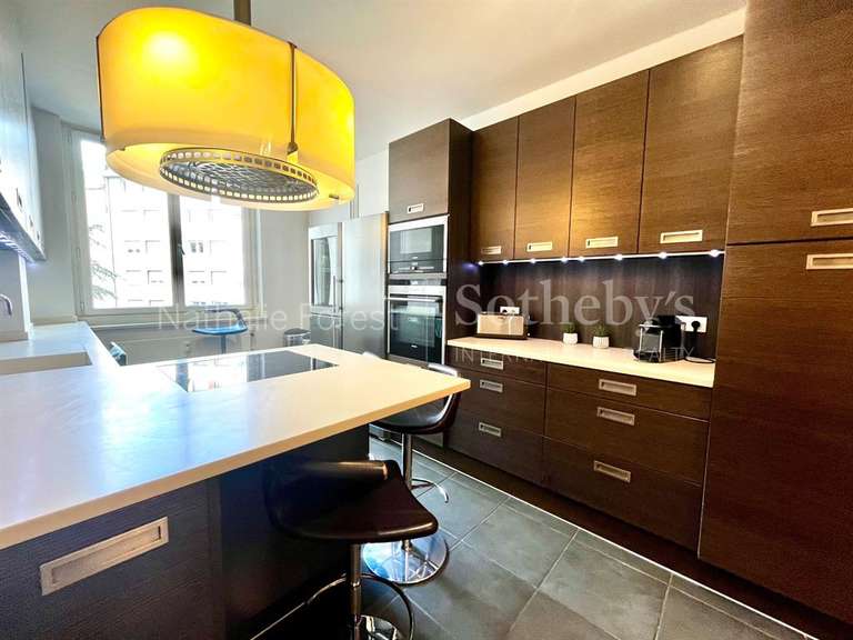 Appartement Lille - 3 chambres - 20444m²