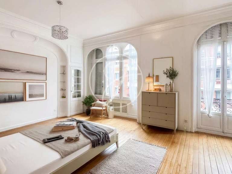 Maison Lille - 6 chambres - 337m²