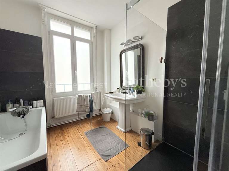 Maison Lille - 5 chambres - 196m²