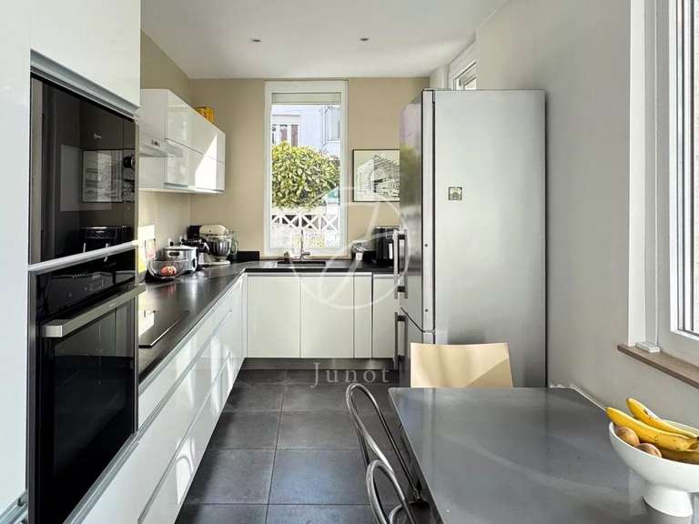 Maison Lille - 4 chambres - 240m²