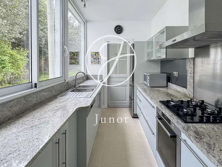 Maison Lille - 5 chambres - 231m²