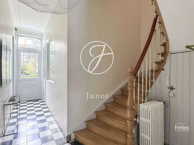 Maison Lille - 5 chambres - 231m²