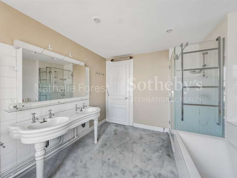 House Lille - 12 bedrooms - 327m²