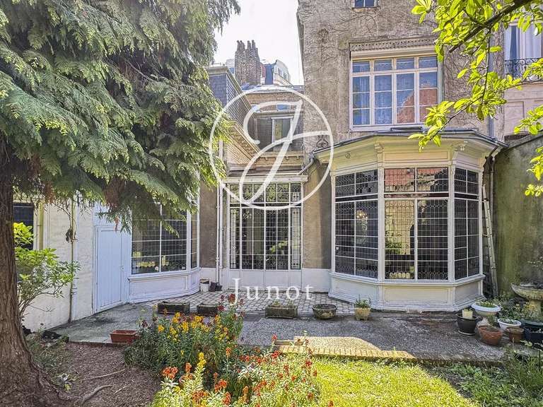 Maison Lille - 7 chambres - 473m²