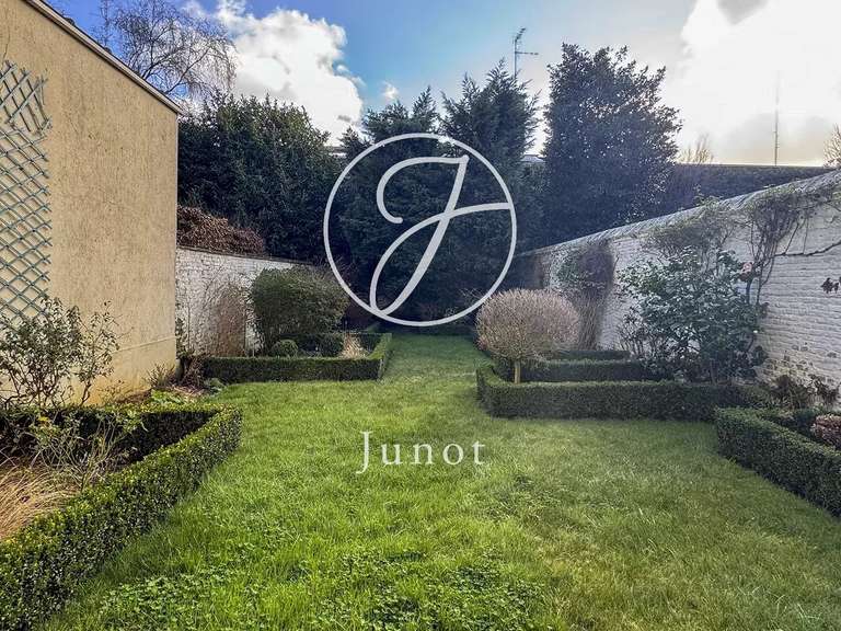 Maison Lille - 7 chambres - 2224m²
