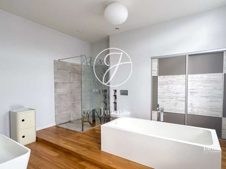 Maison Lille - 7 chambres - 2224m²