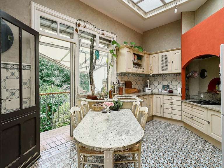 Maison Lille - 7 chambres - 306m²